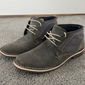 Steve Madden shoes - size 11